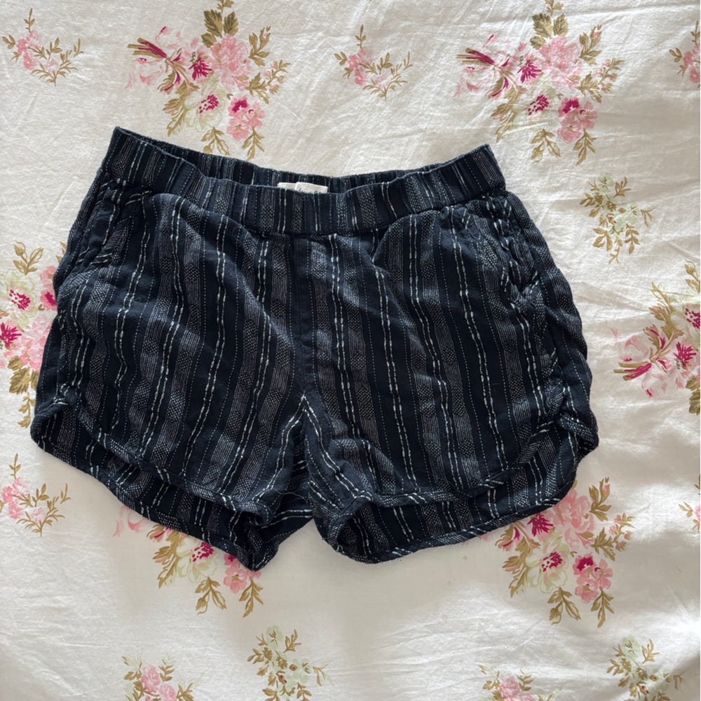 Madewell Black and White Patterned Shorts